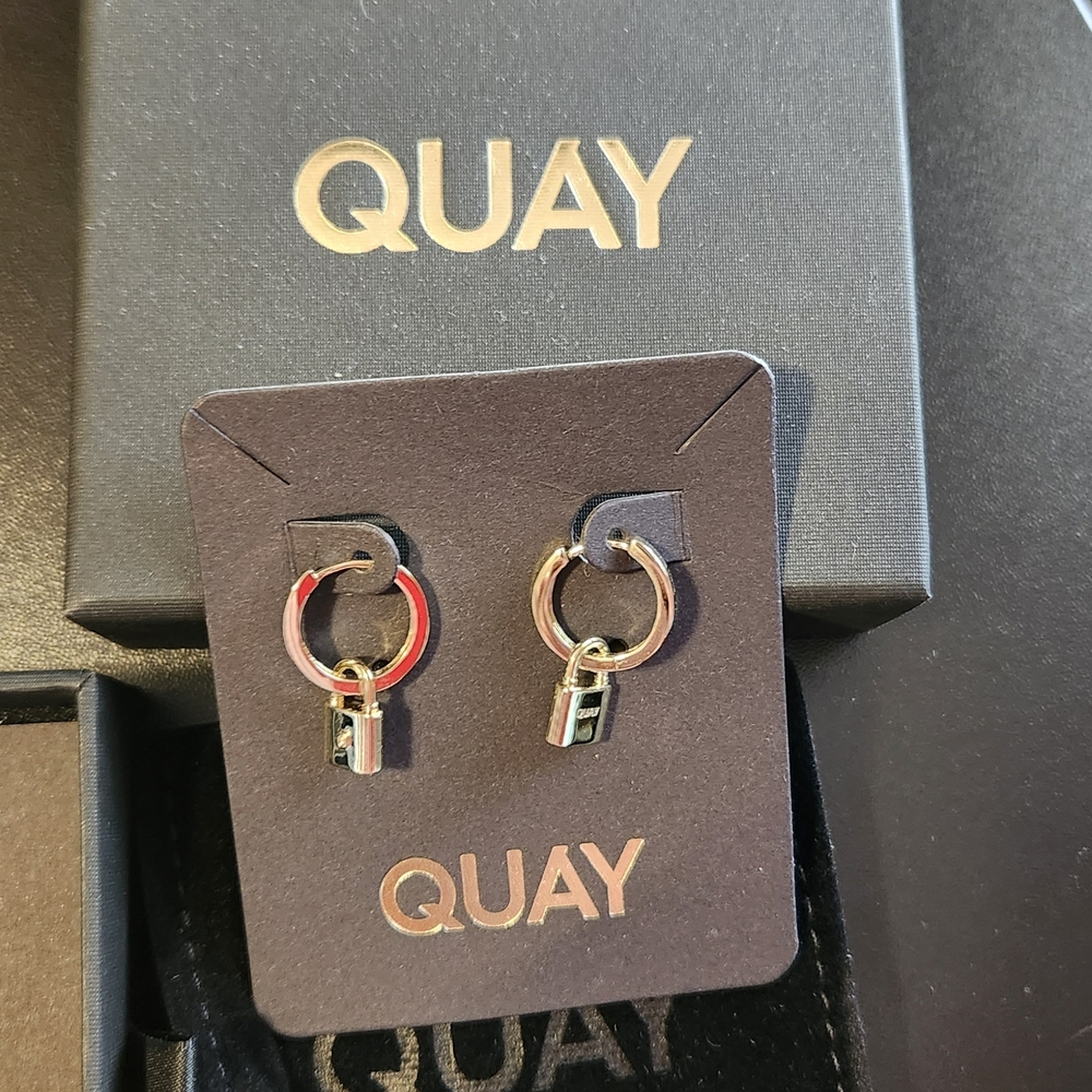 Quay Australia Gold Hoop Earrings